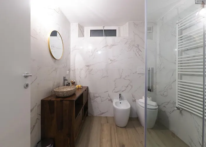 Primopiano - Conte Rosso Appartamento *